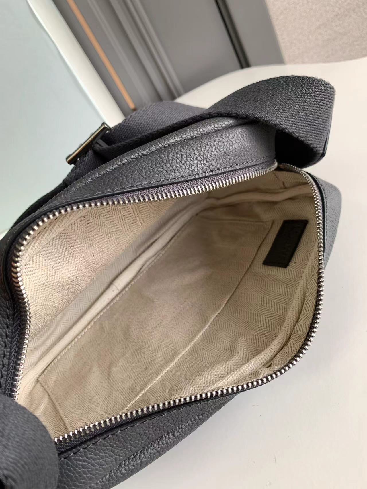 Loewe ロエベ バッグ