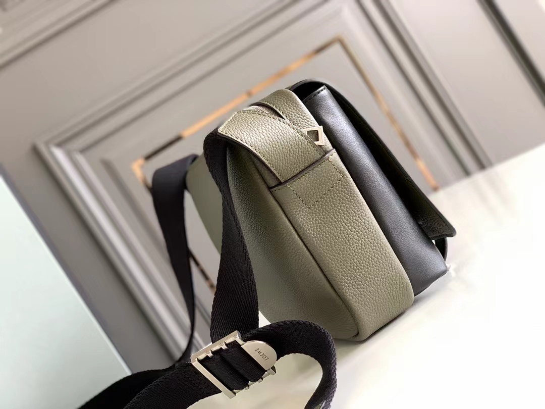 Loewe ロエベ バッグ
