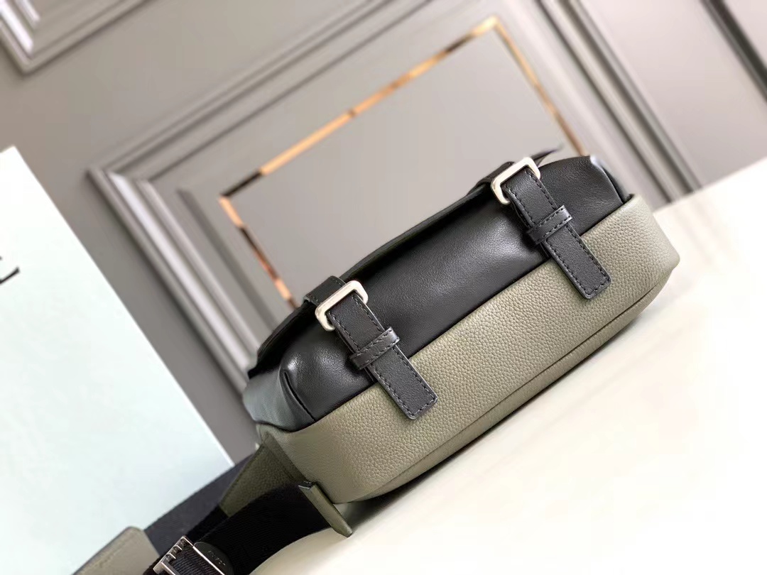 Loewe ロエベ バッグ