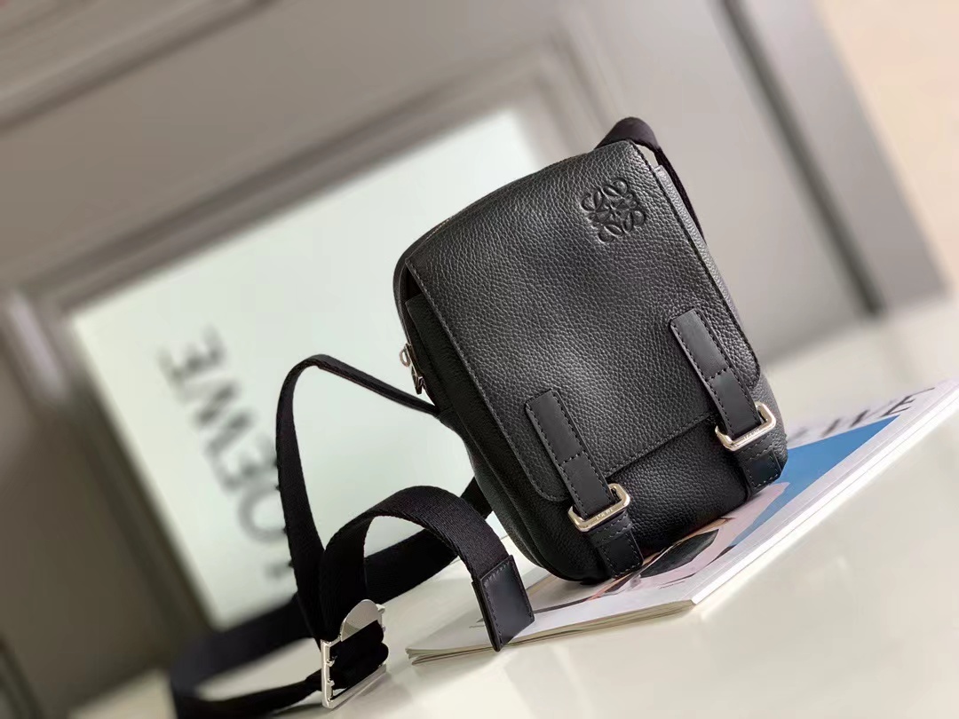 Loewe ロエベ バッグ