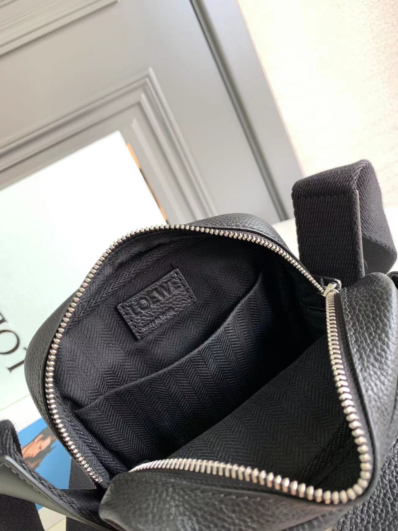 Loewe ロエベ バッグ