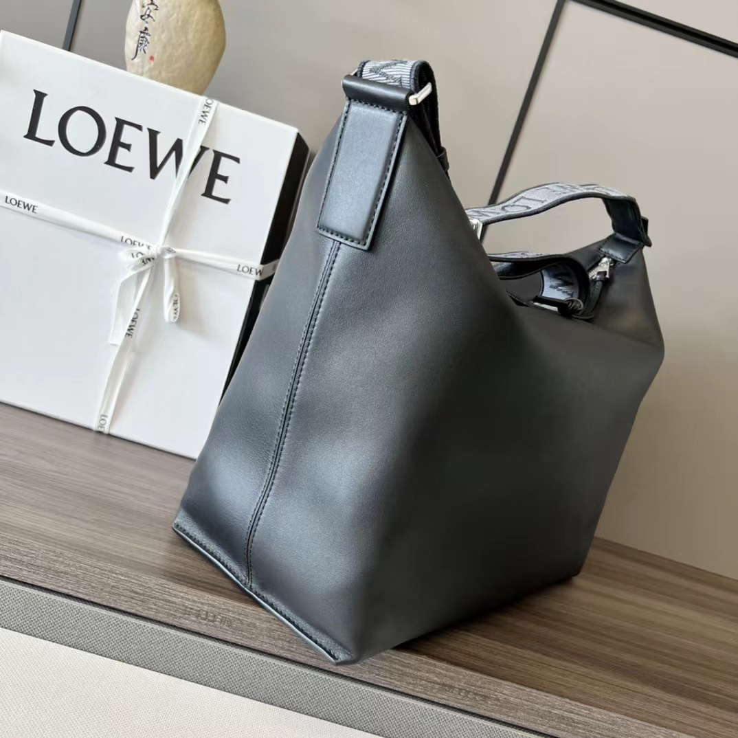 Loewe ロエベ バッグ