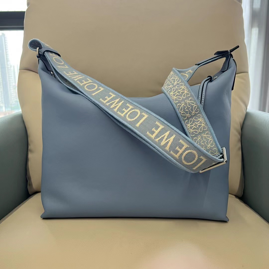Loewe ロエベ バッグ