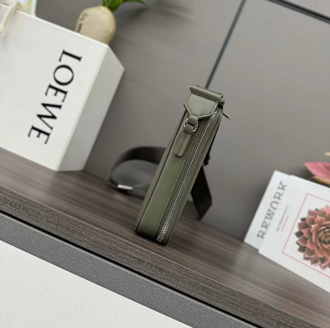 Loewe ロエベ バッグ