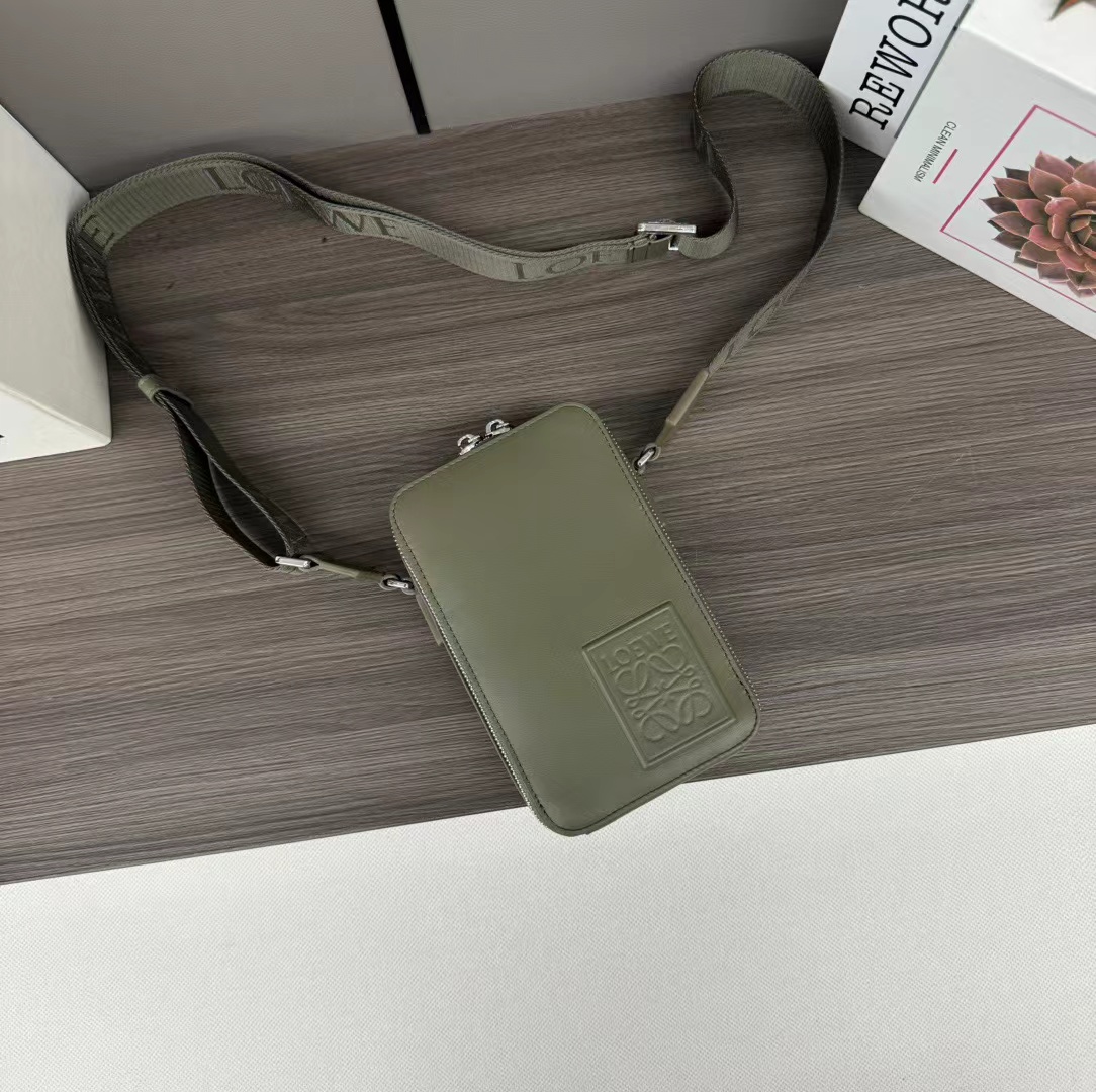 Loewe ロエベ バッグ
