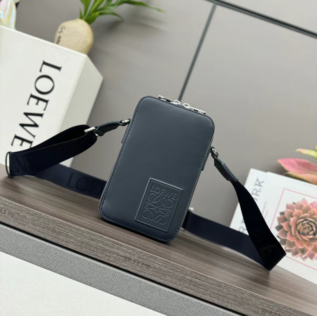 Loewe ロエベ バッグ