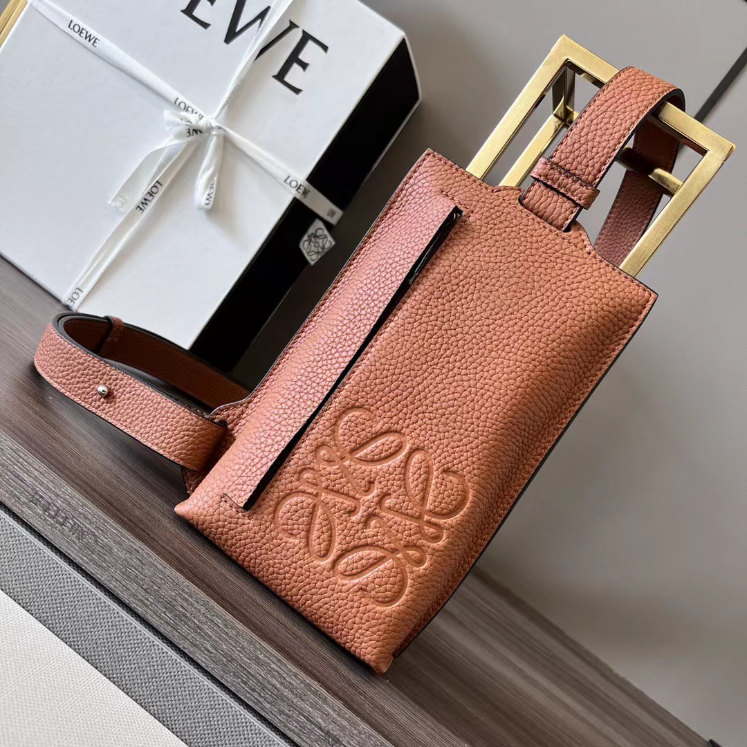 Loewe ロエベ バッグ