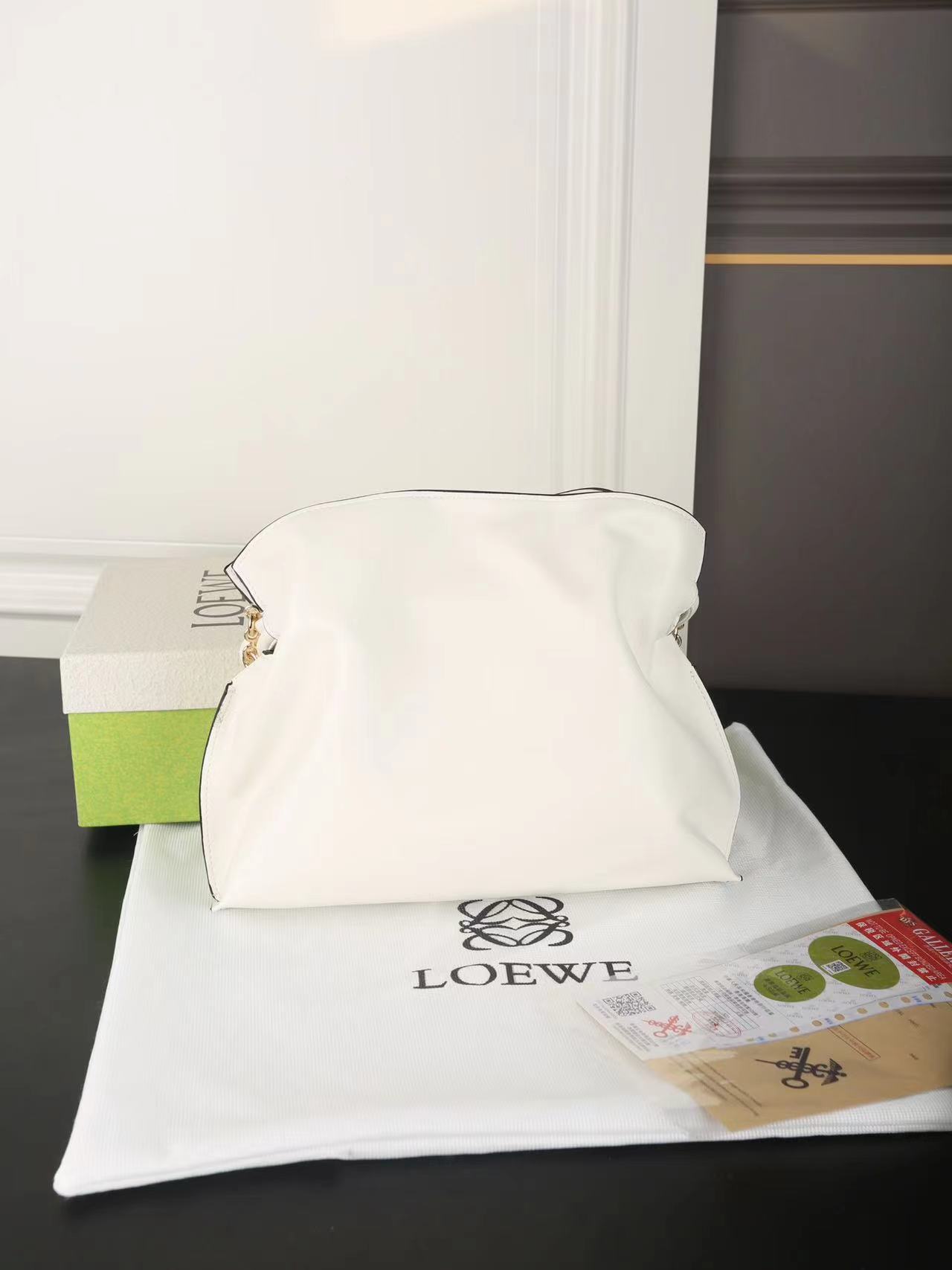 Loewe ロエベ バッグ