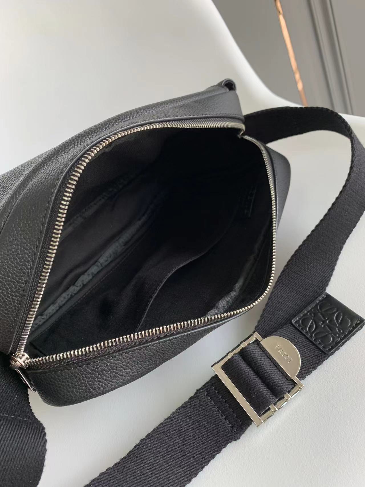 Loewe ロエベ バッグ