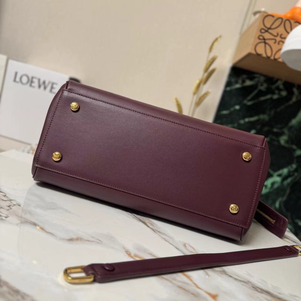 Loewe ロエベ バッグ