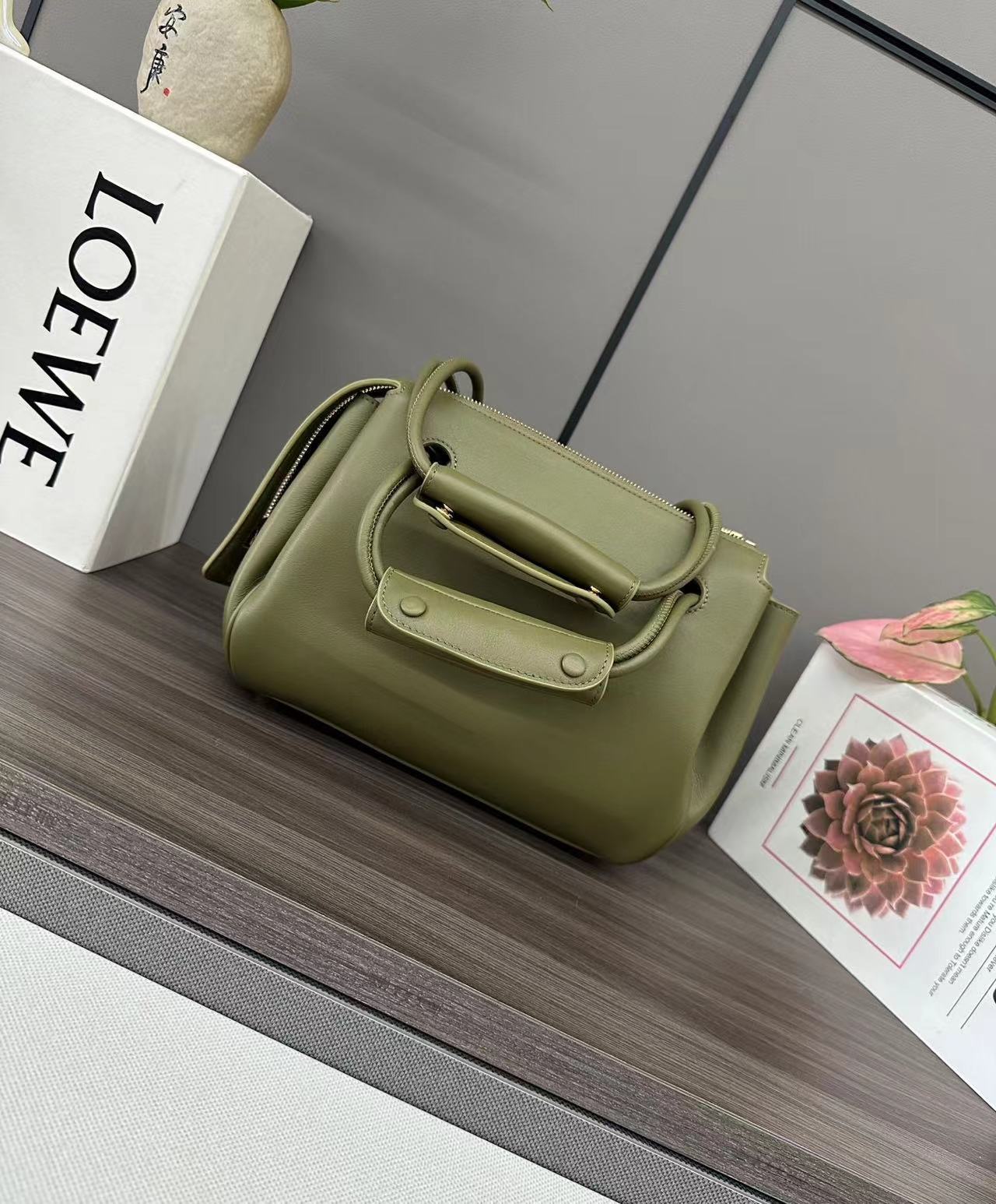 Loewe ロエベ バッグ
