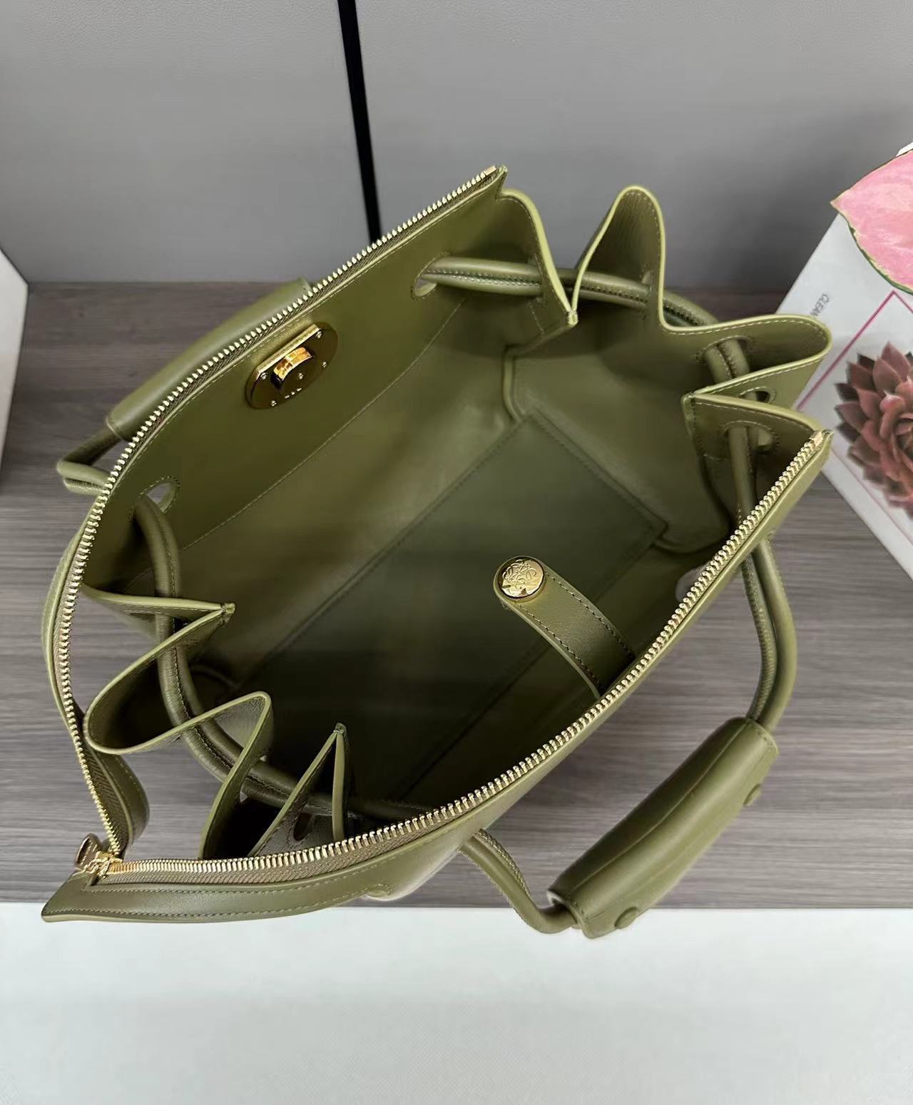 Loewe ロエベ バッグ