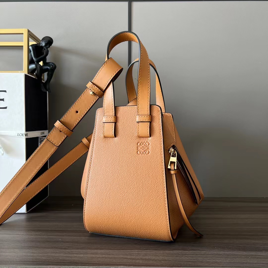 Loewe ロエベ バッグ
