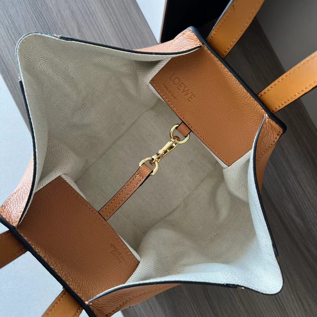 Loewe ロエベ バッグ