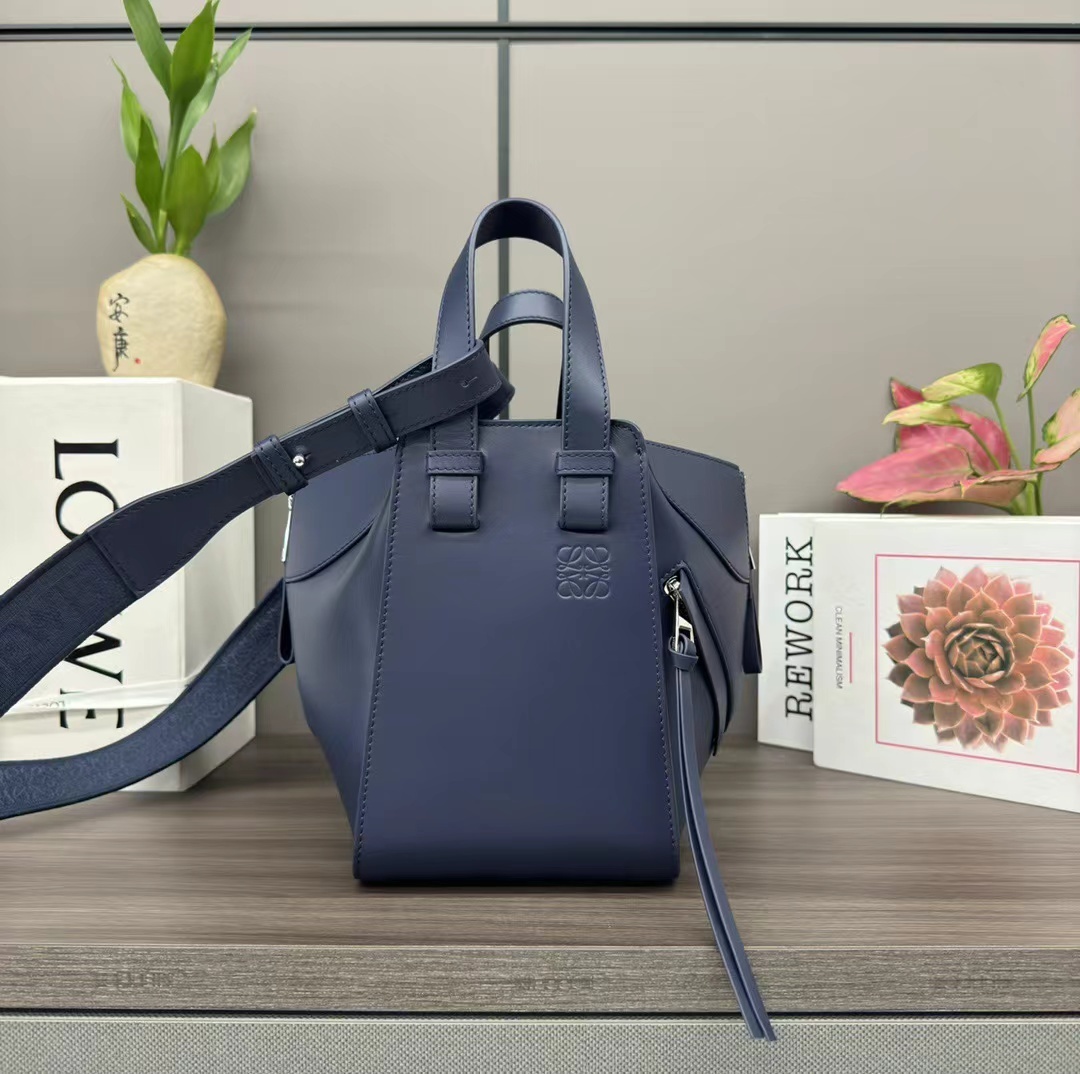 Loewe ロエベ バッグ