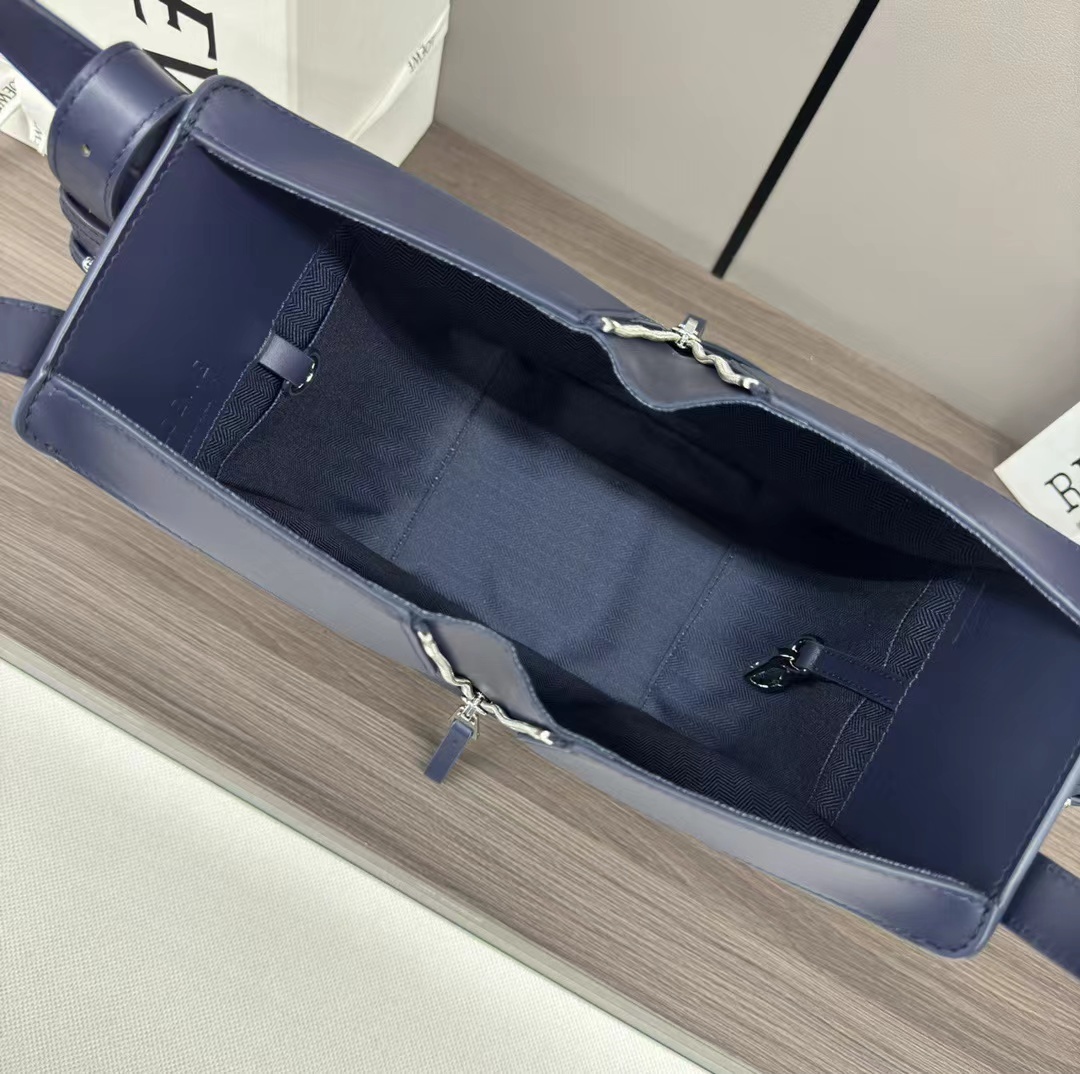 Loewe ロエベ バッグ