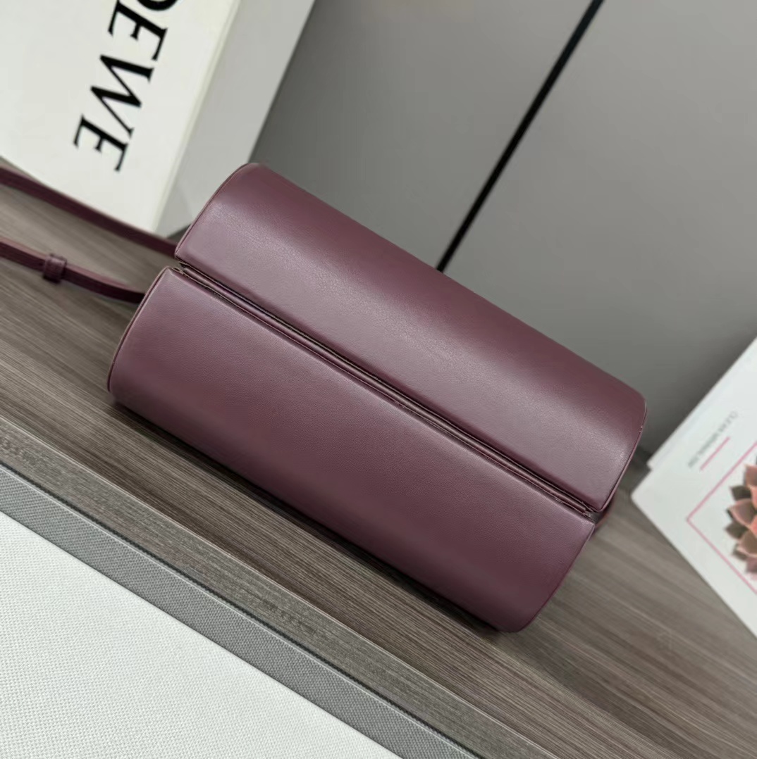 Loewe ロエベ バッグ