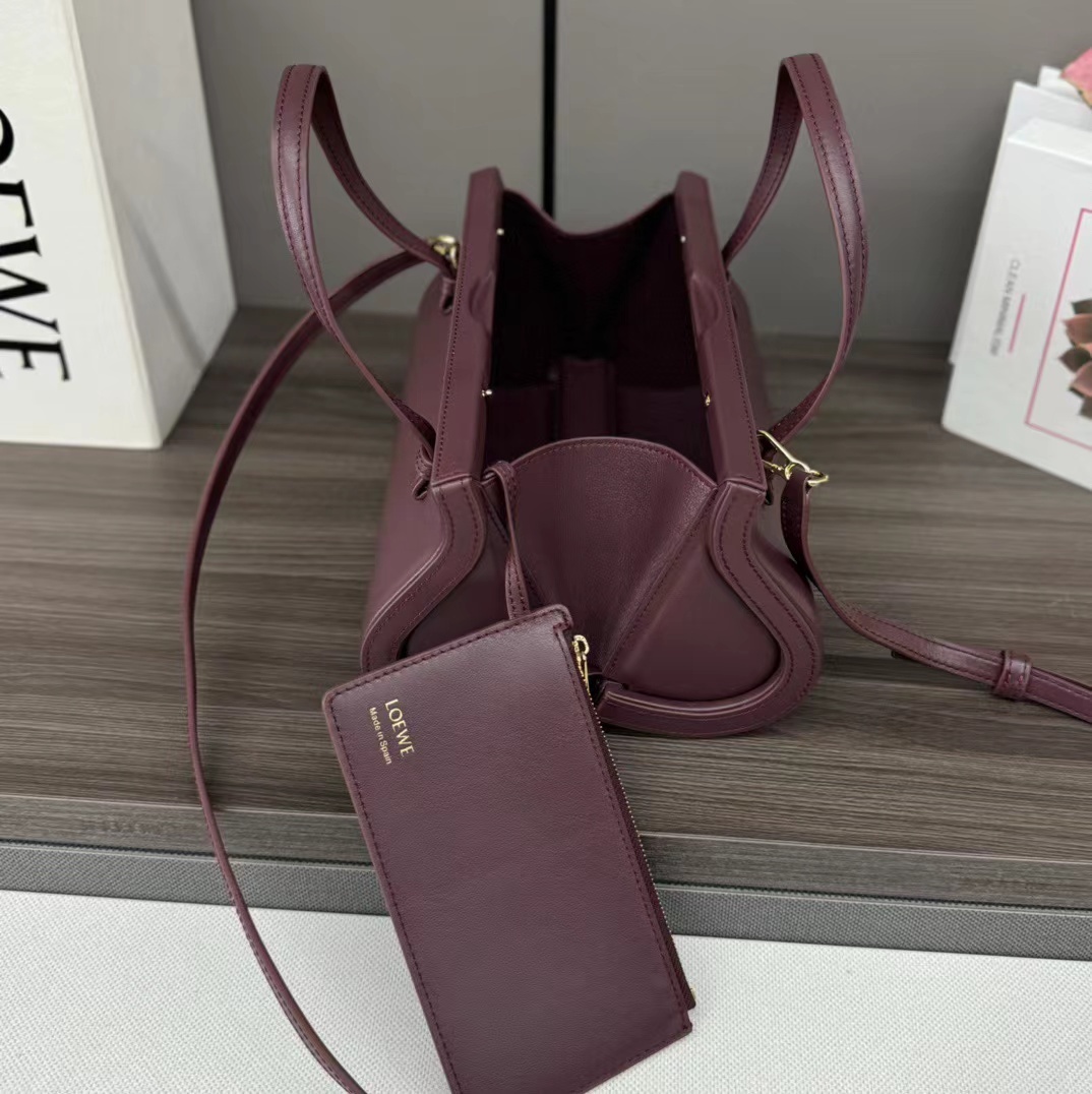 Loewe ロエベ バッグ