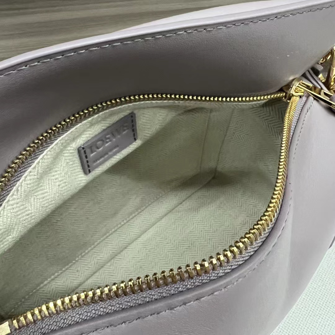 Loewe ロエベ バッグ
