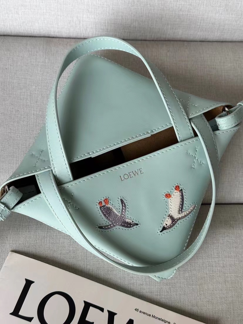 Loewe ロエベ バッグ