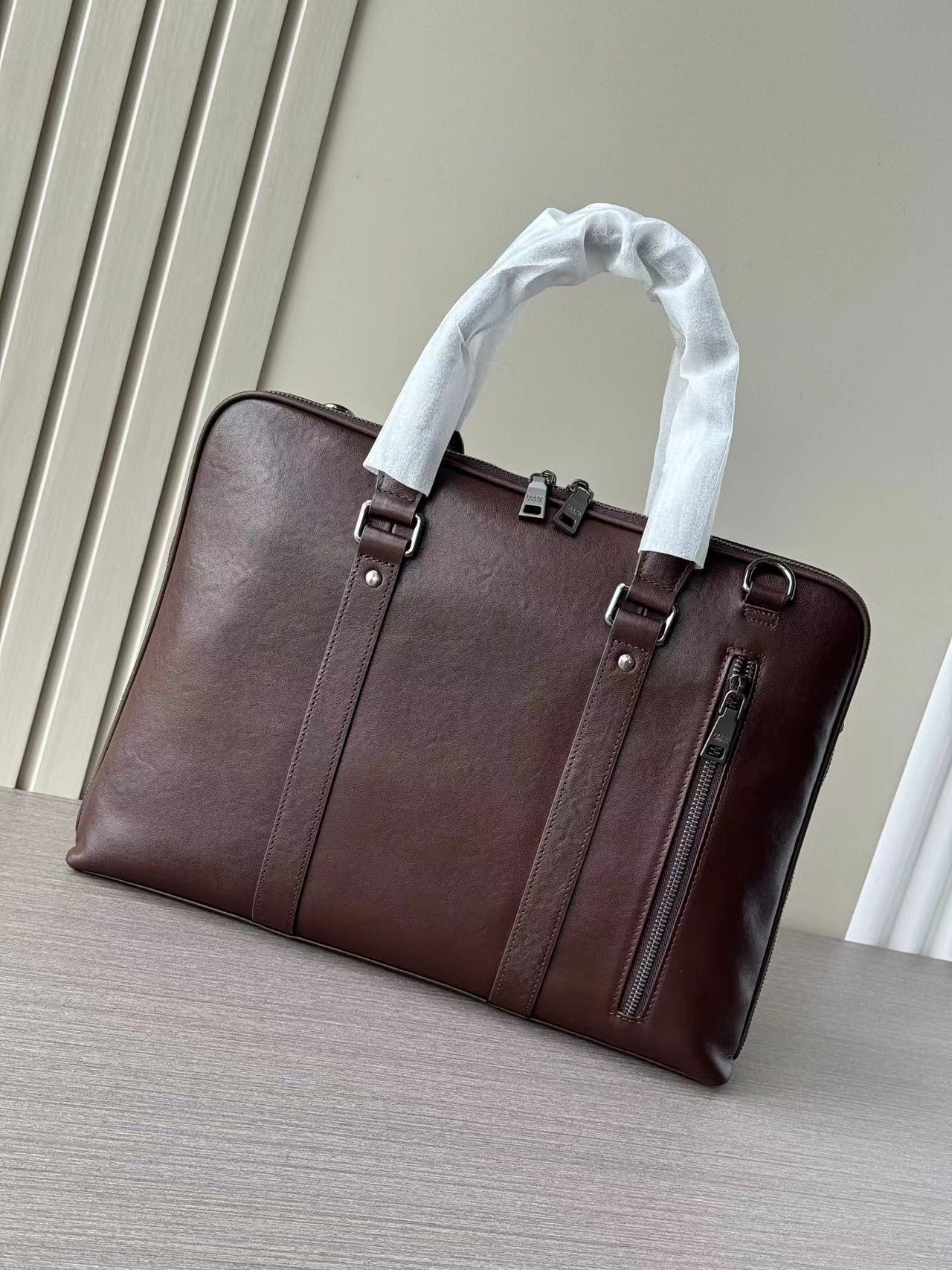 Prada プラダ バッグ