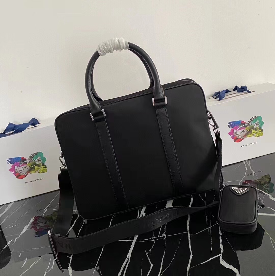 Prada プラダ バッグ