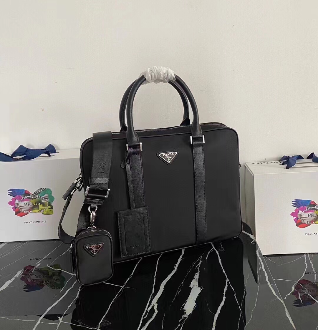 Prada プラダ バッグ