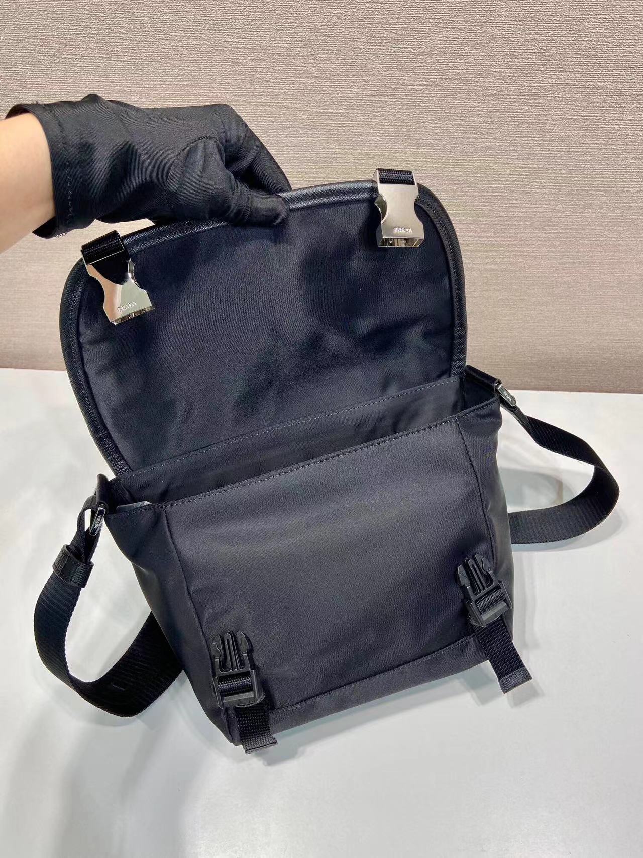 Prada プラダ バッグ