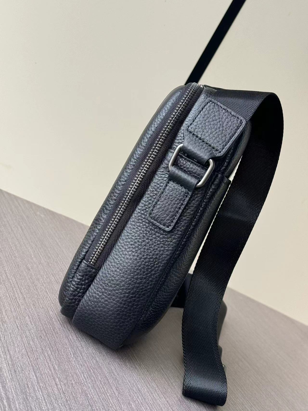 Prada プラダ バッグ