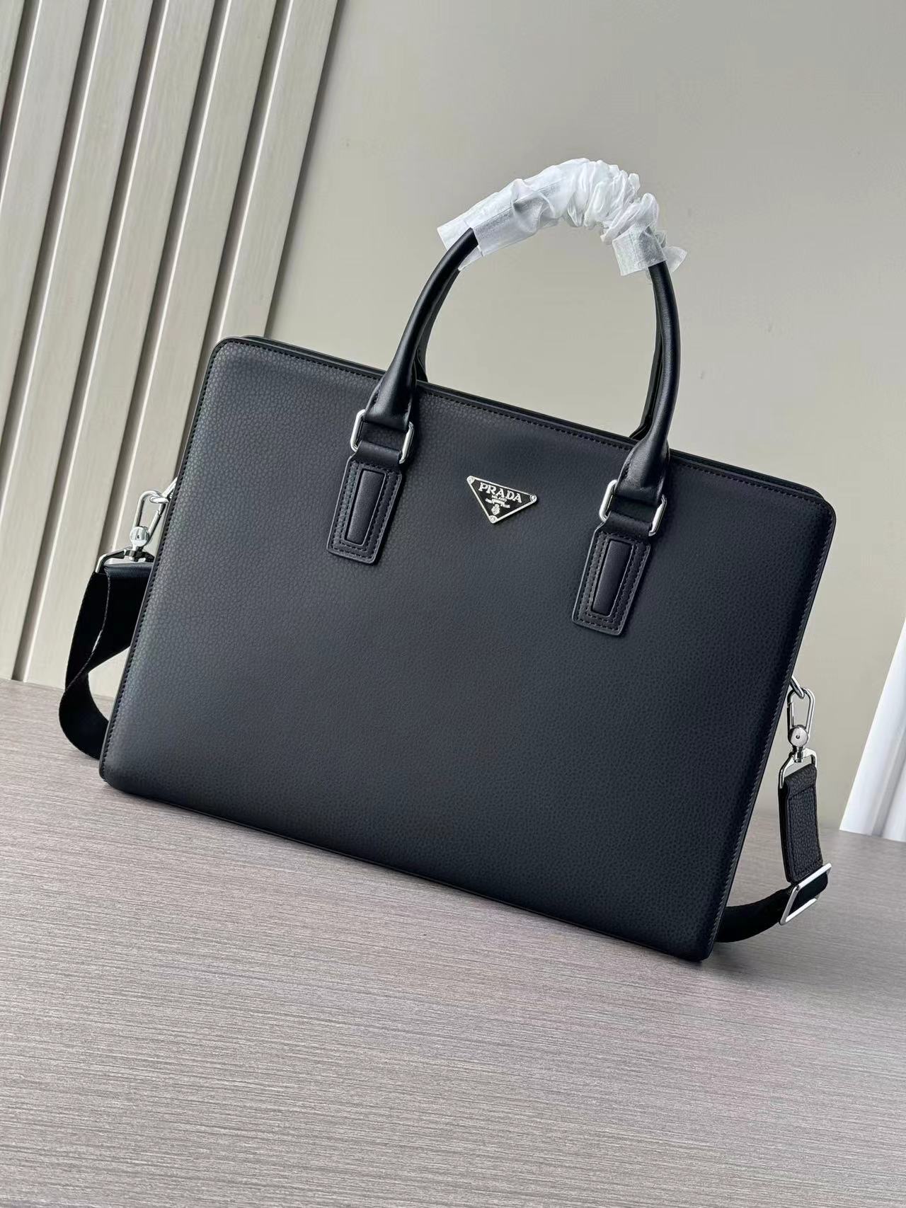 Prada プラダ バッグ