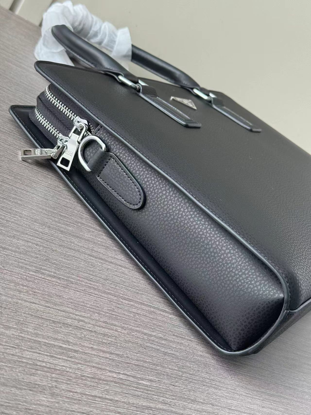 Prada プラダ バッグ