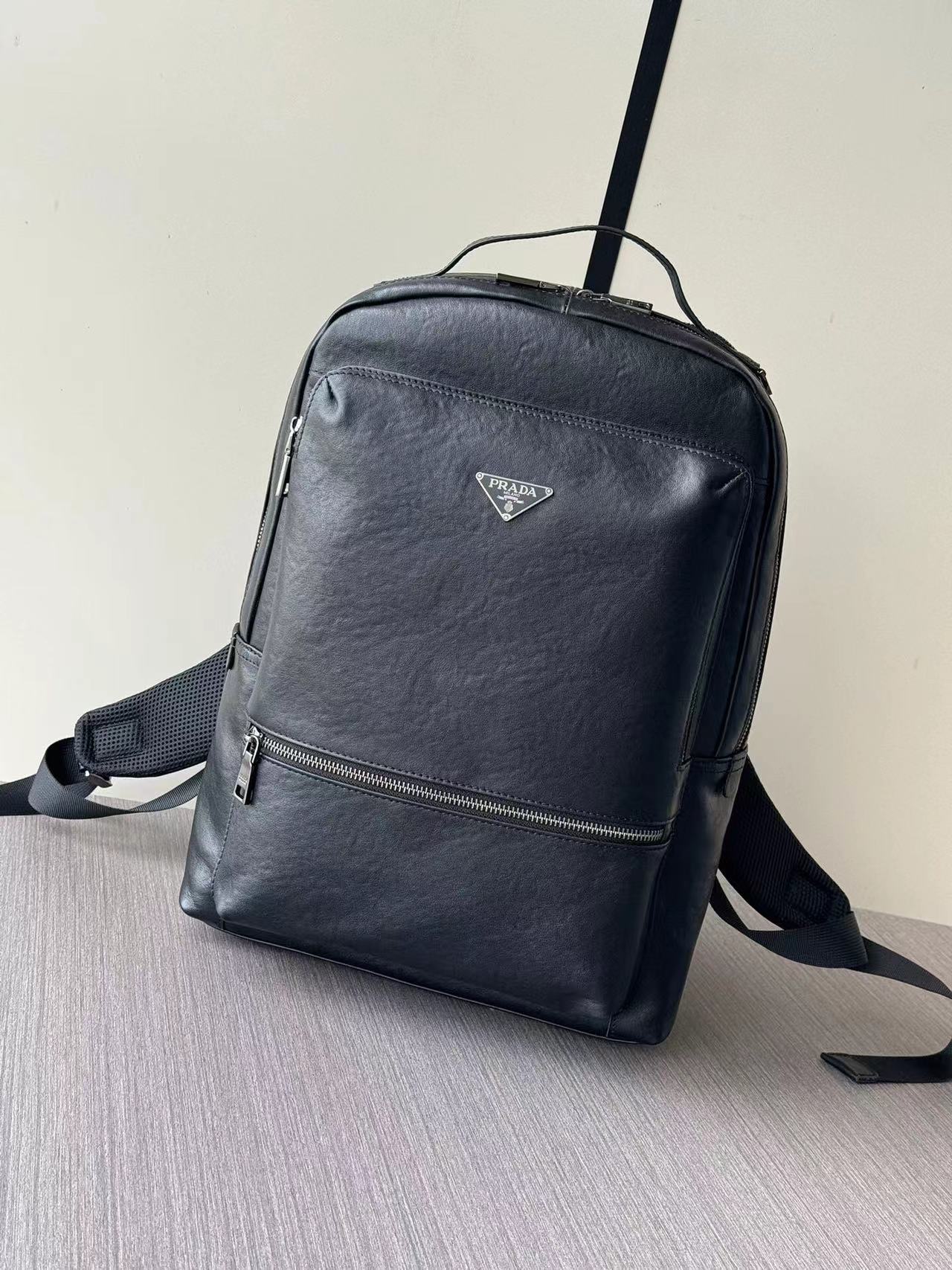 Prada プラダ バッグ