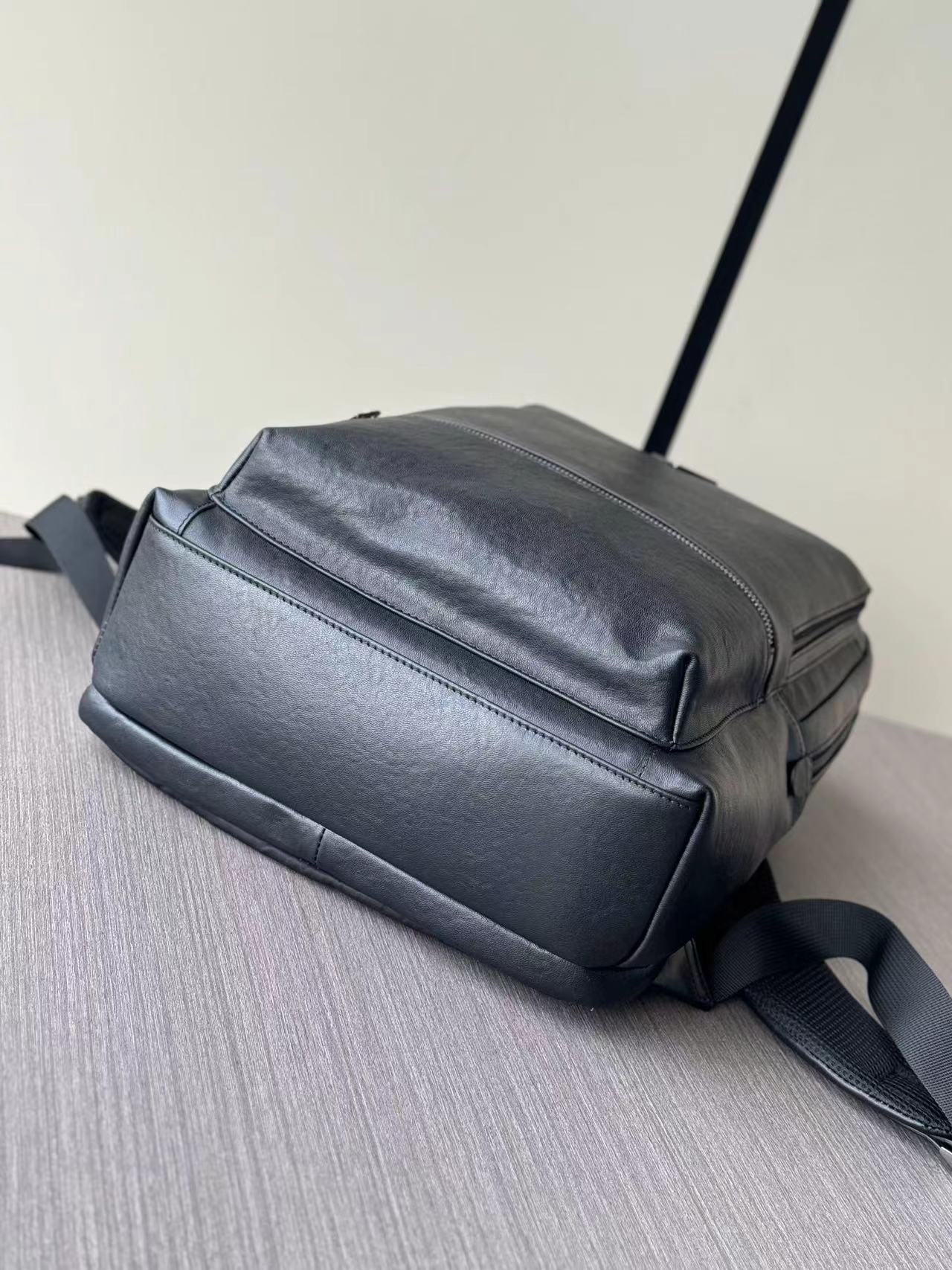 Prada プラダ バッグ