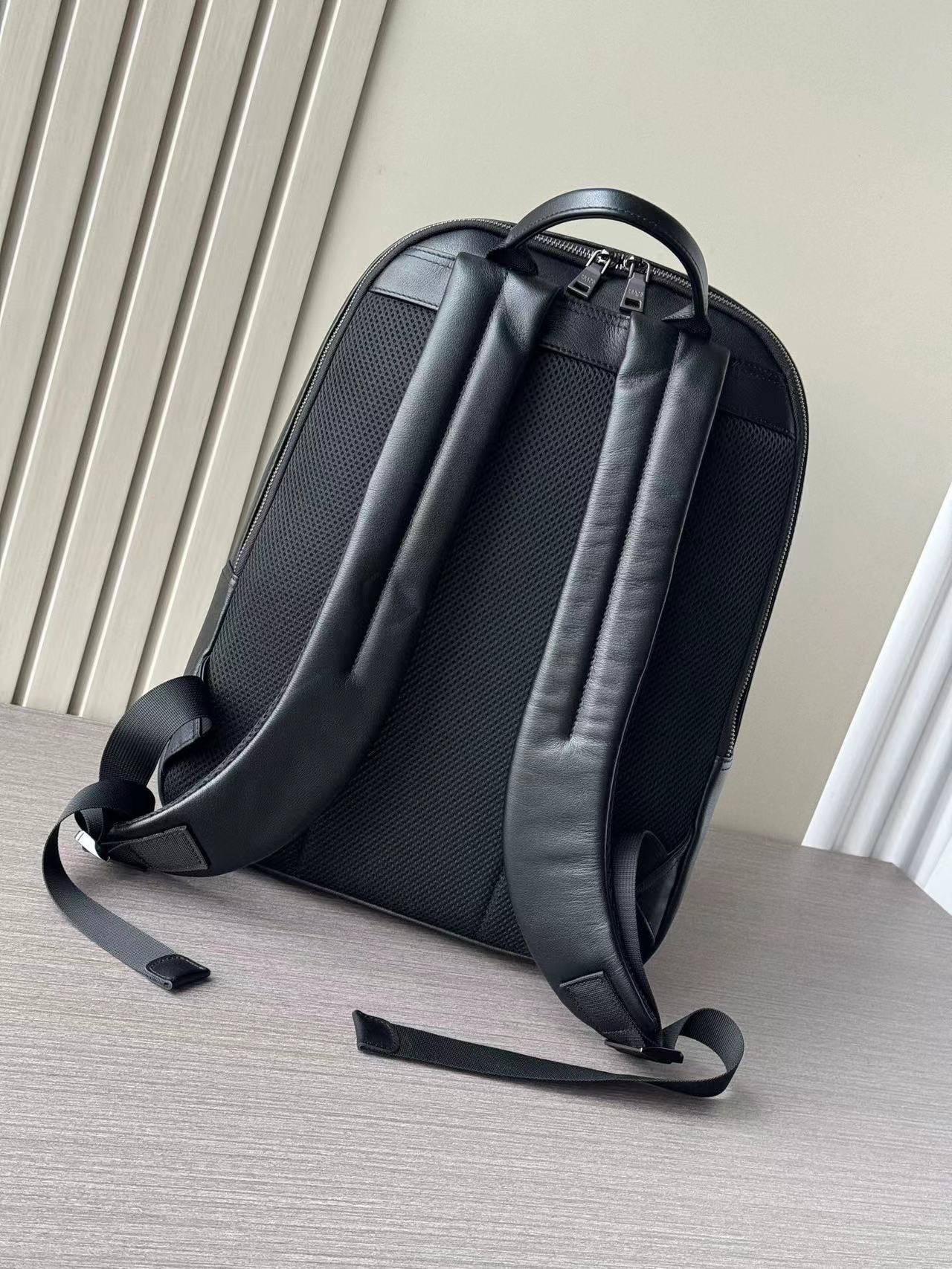Prada プラダ バッグ