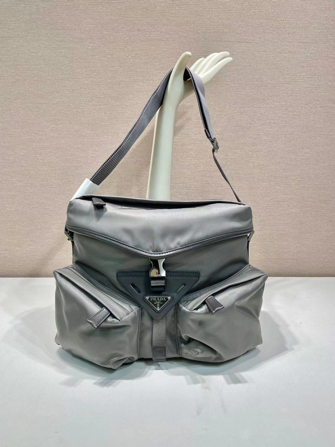 Prada プラダ バッグ