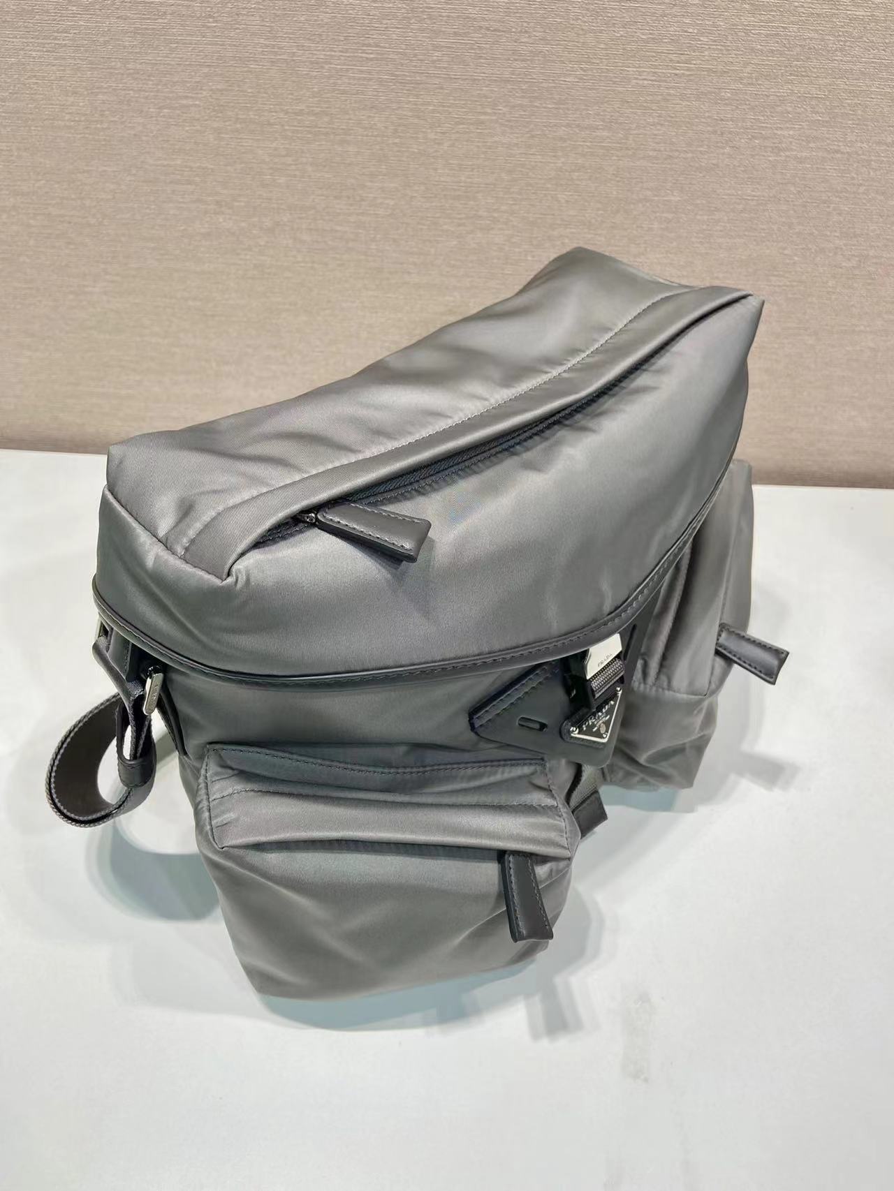 Prada プラダ バッグ
