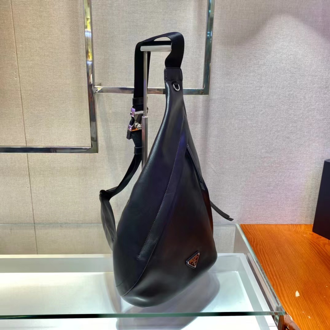 Prada プラダ バッグ