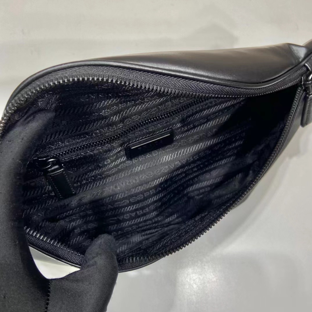 Prada プラダ バッグ