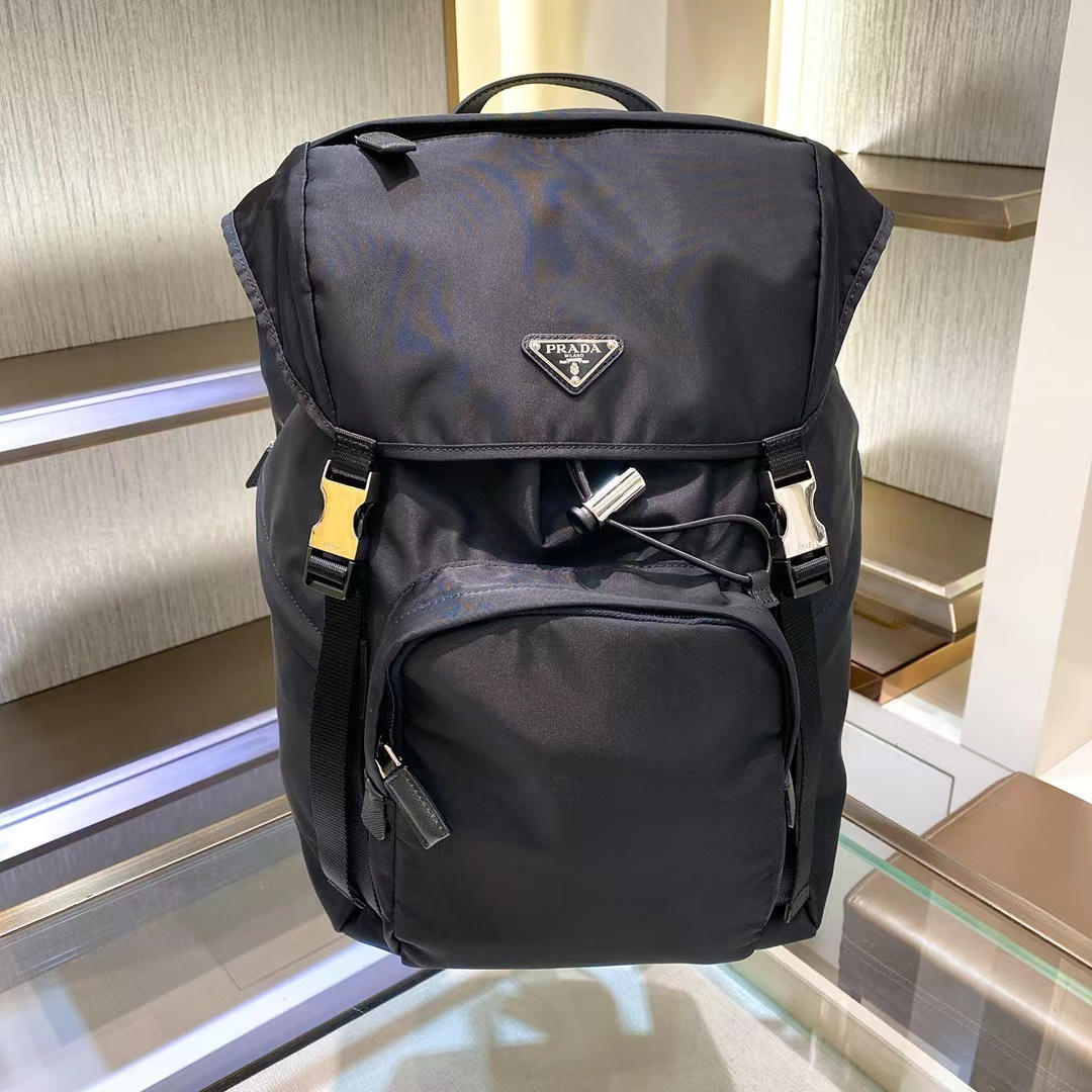 Prada プラダ バッグ