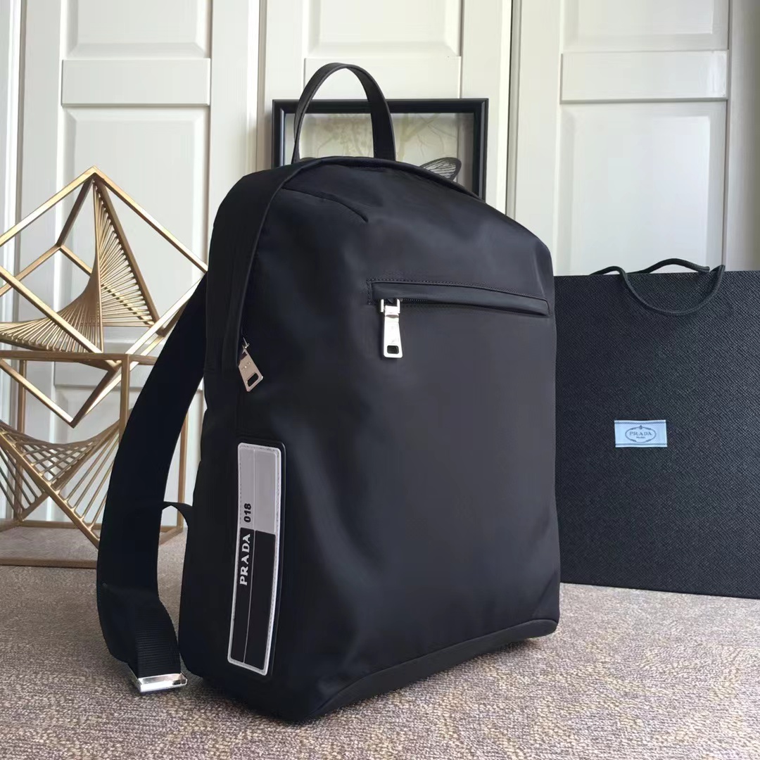 Prada プラダ バッグ