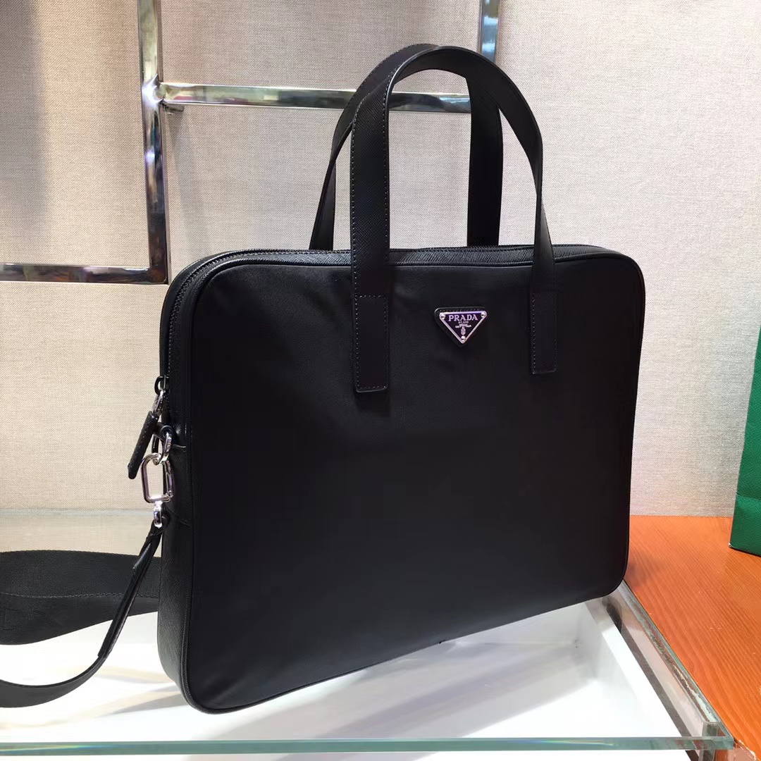 Prada プラダ バッグ