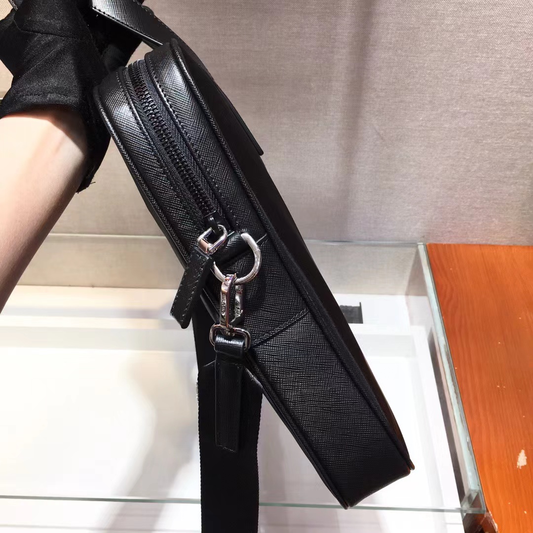 Prada プラダ バッグ