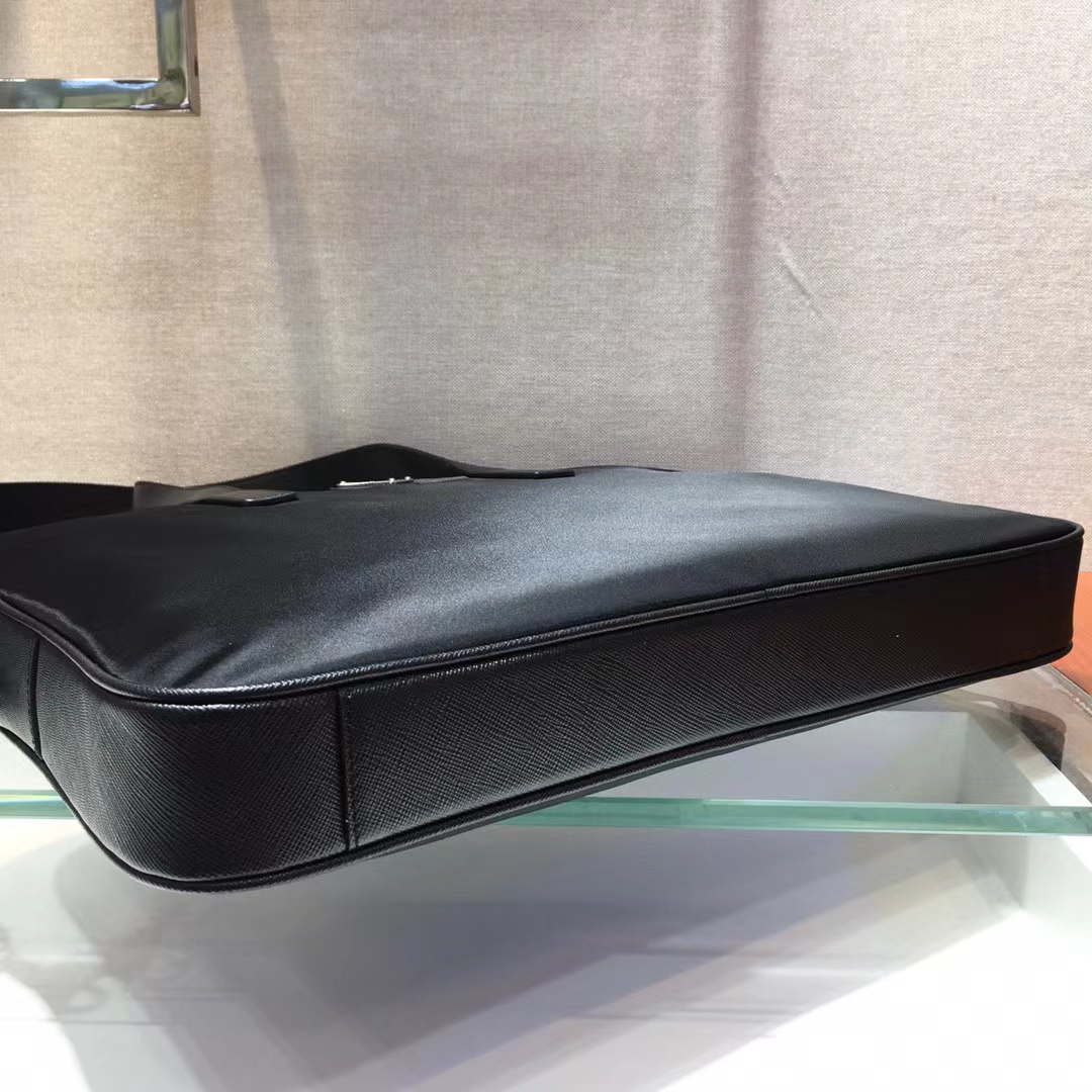 Prada プラダ バッグ