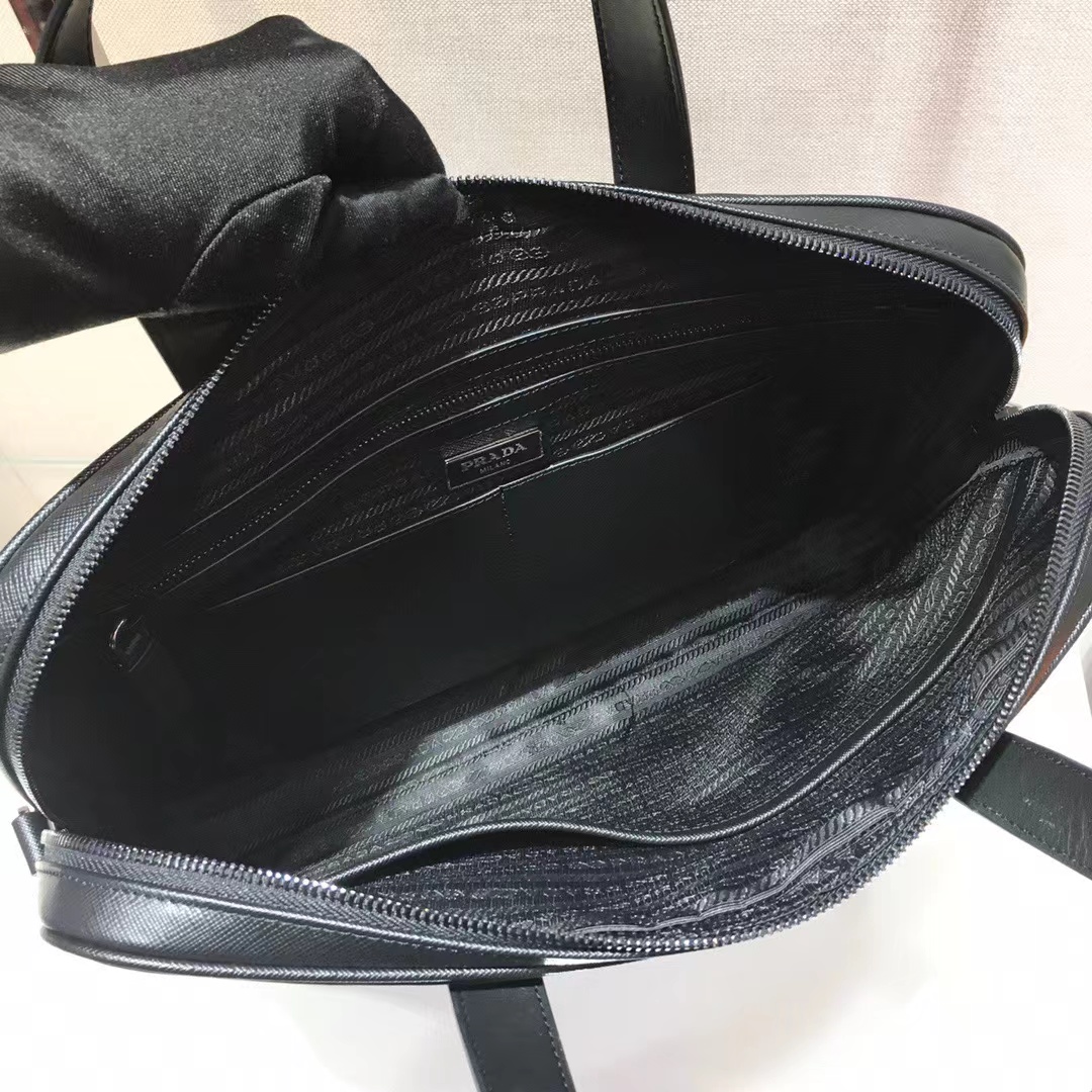 Prada プラダ バッグ