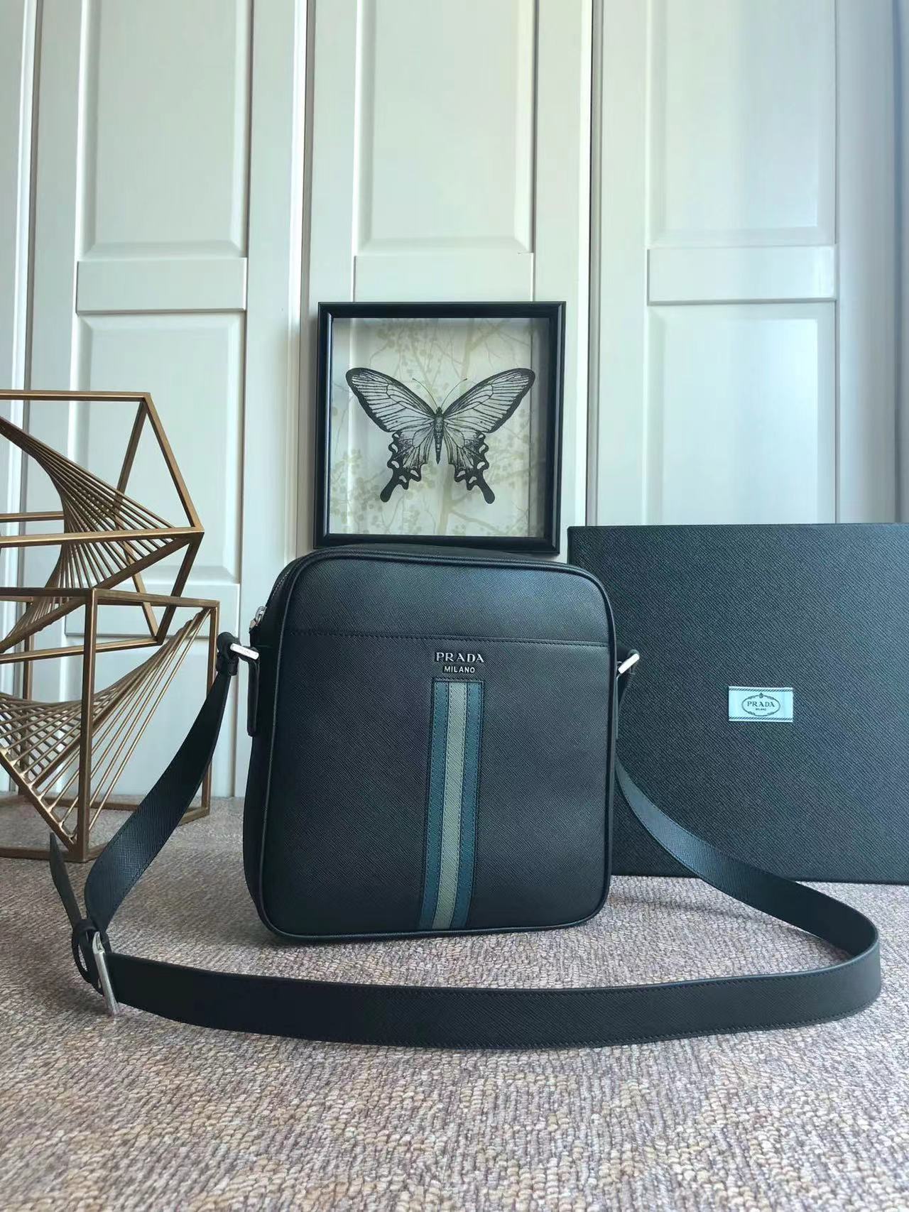Prada プラダ バッグ