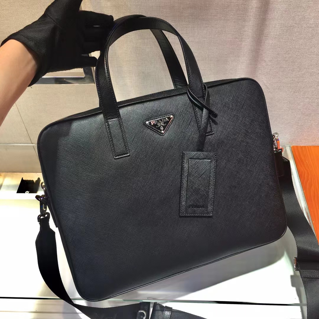 Prada プラダ バッグ
