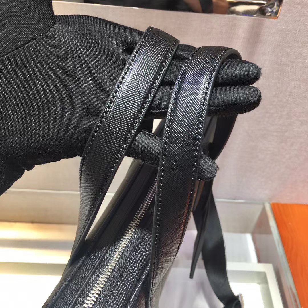 Prada プラダ バッグ