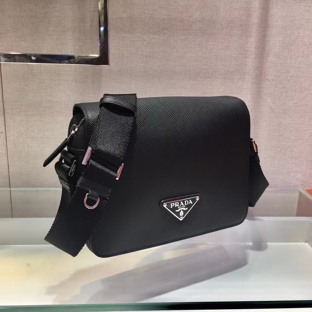 Prada プラダ バッグ