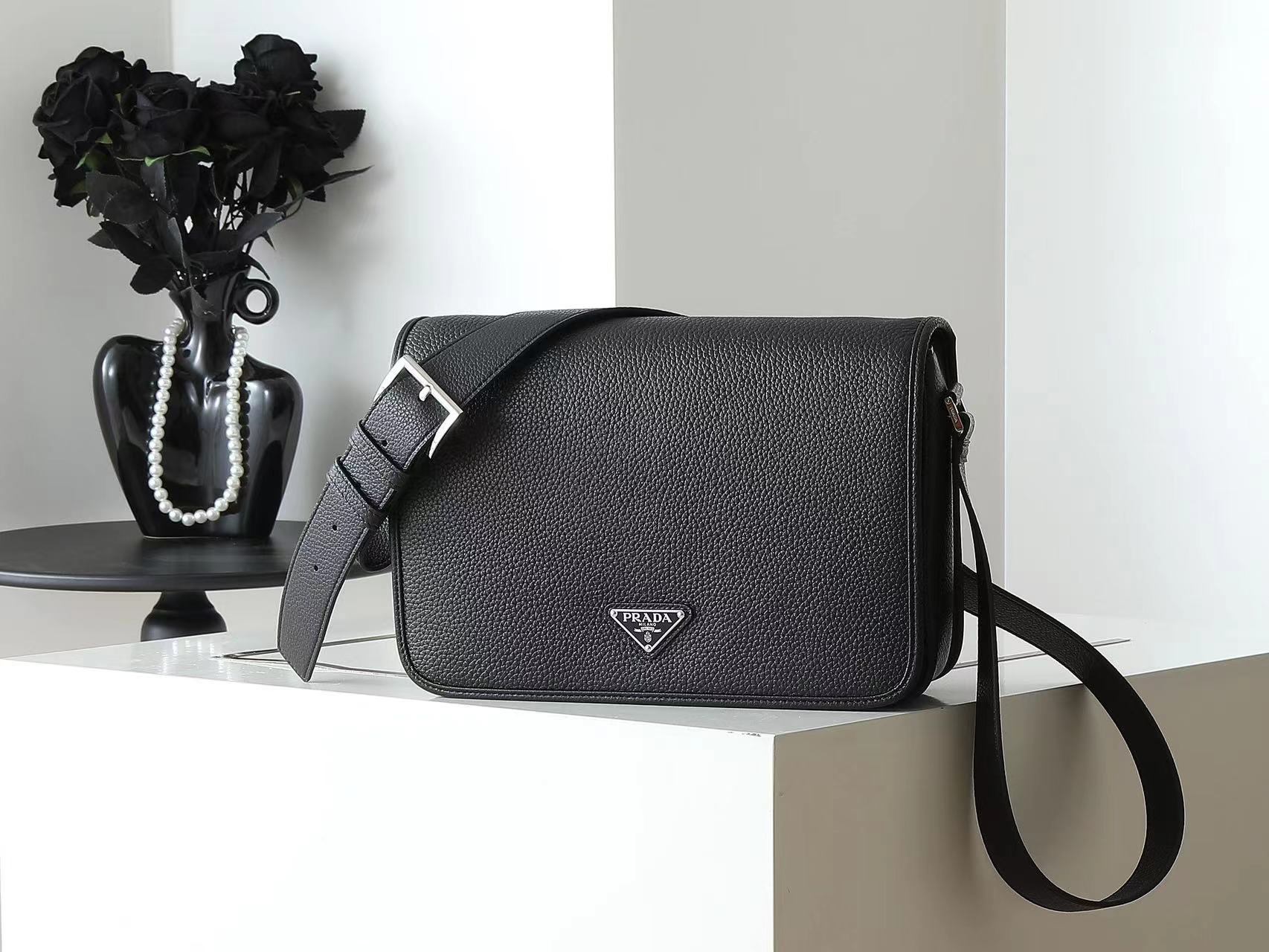 Prada プラダ バッグ