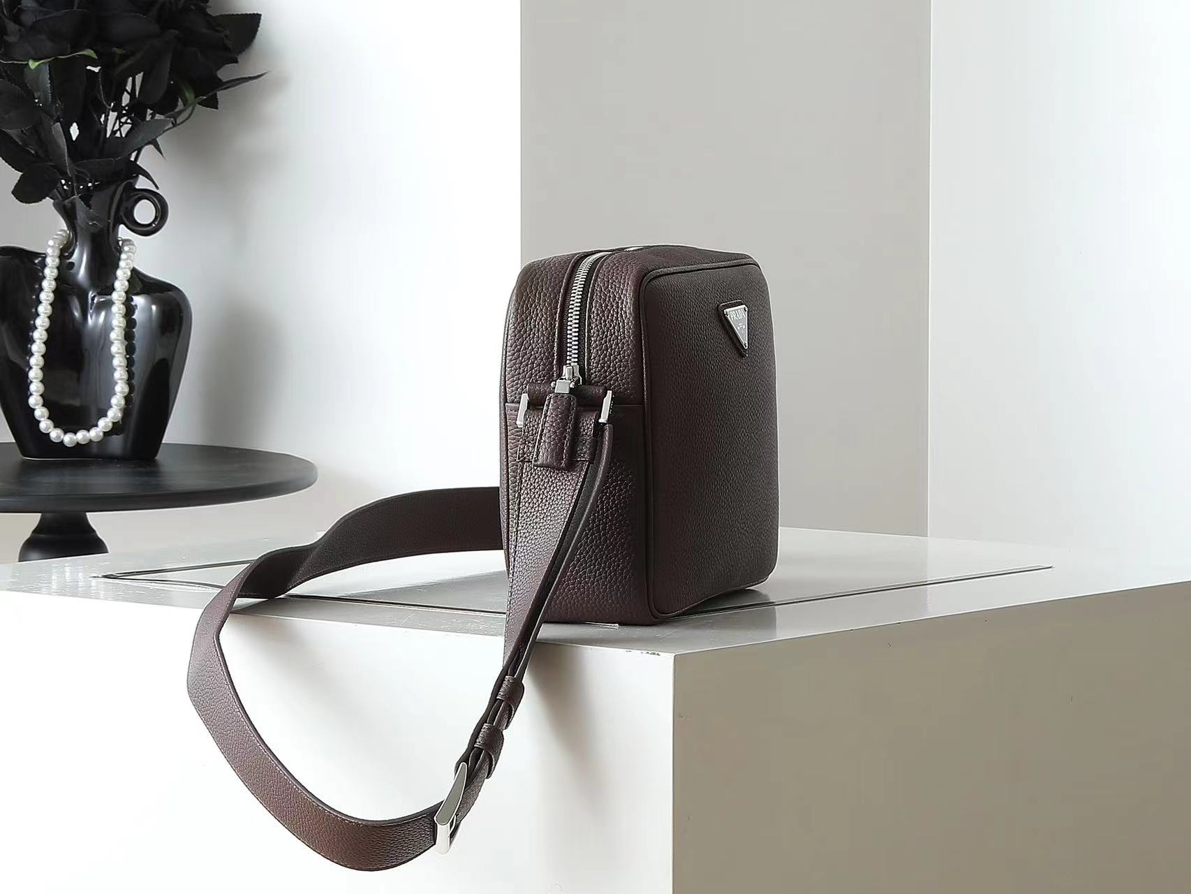 Prada プラダ バッグ